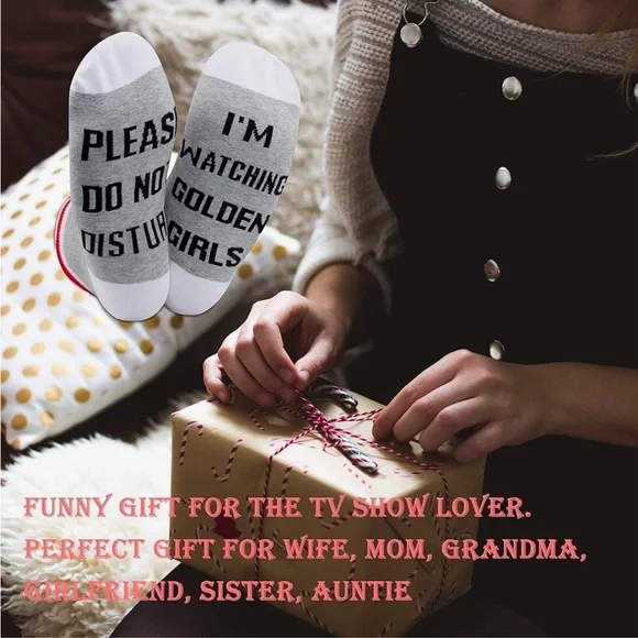 Golden Girls “Please Do Not Disturb” NWOT Gray and Red Casual Socks! - Picture 2 of 6